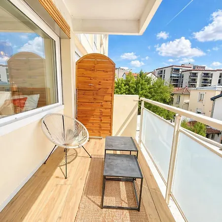 M116 Joli Cocon Chic Avec Balcon Annemasse